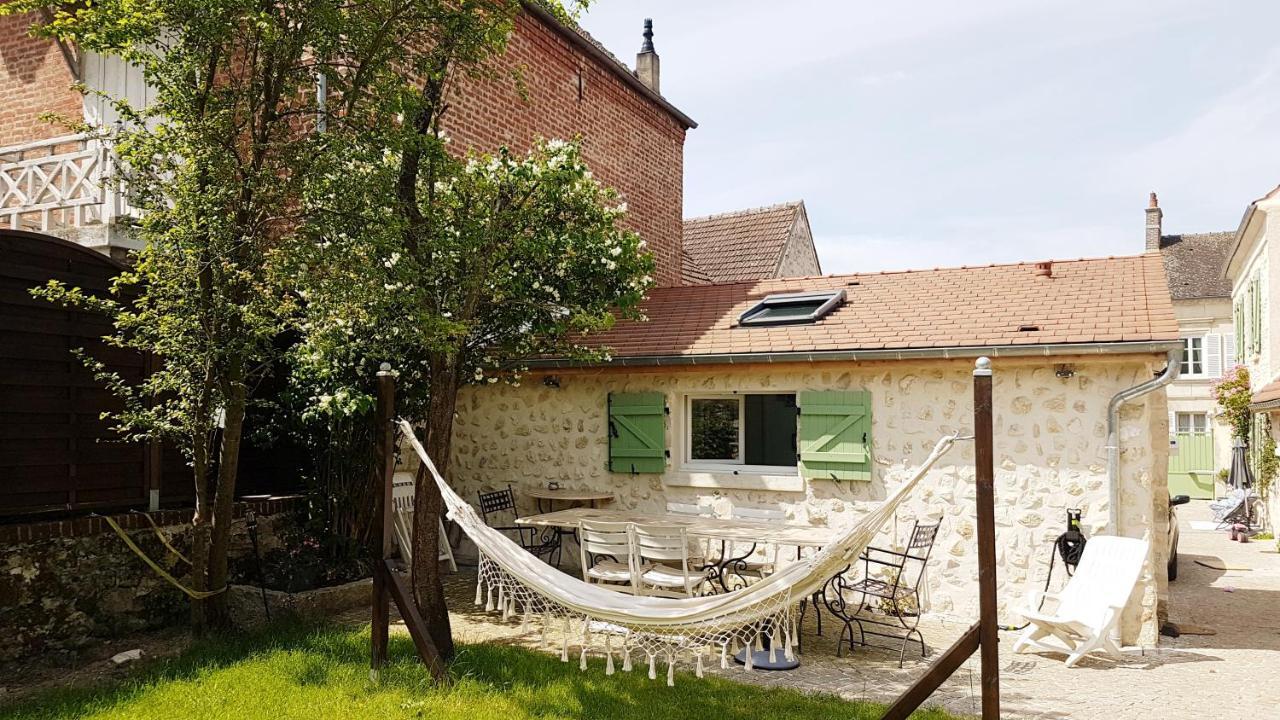Wisteria Cottage Fleurines Exteriér fotografie